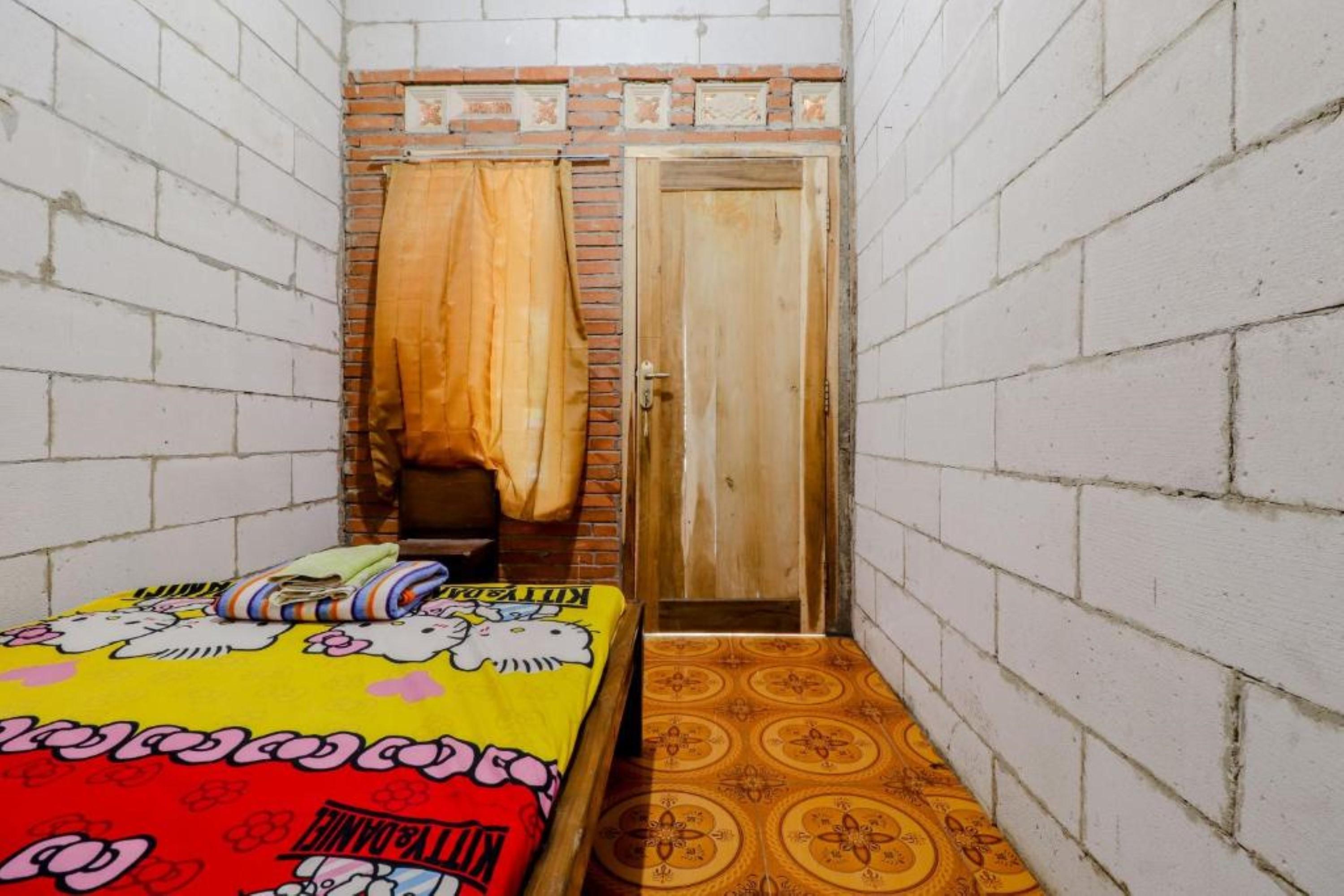 Penginapan Joko Samudro Baron Extérieur photo